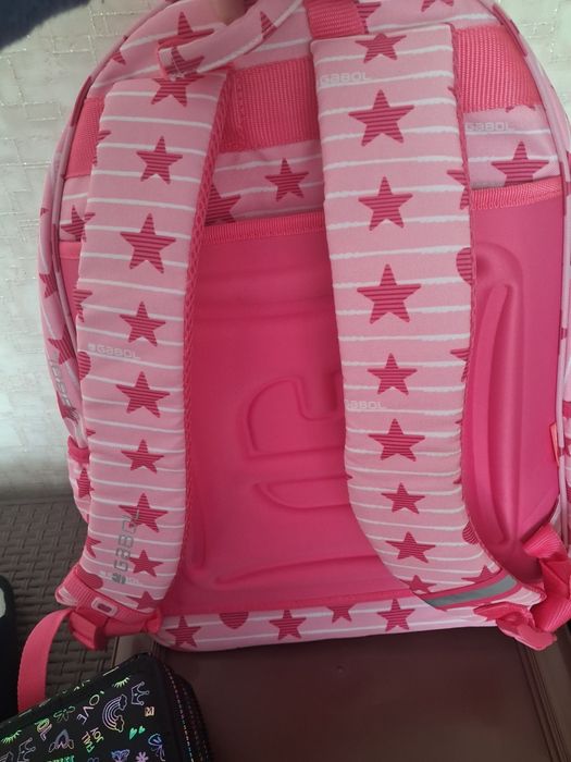 Нова ученическа раница Габол с подарък