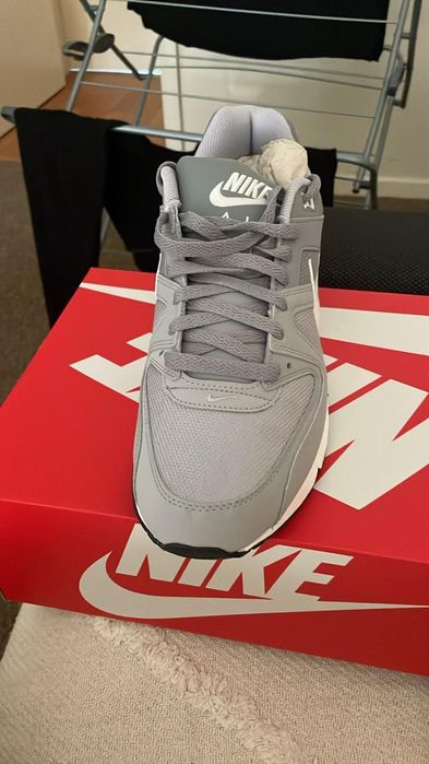 Nike command Air max
