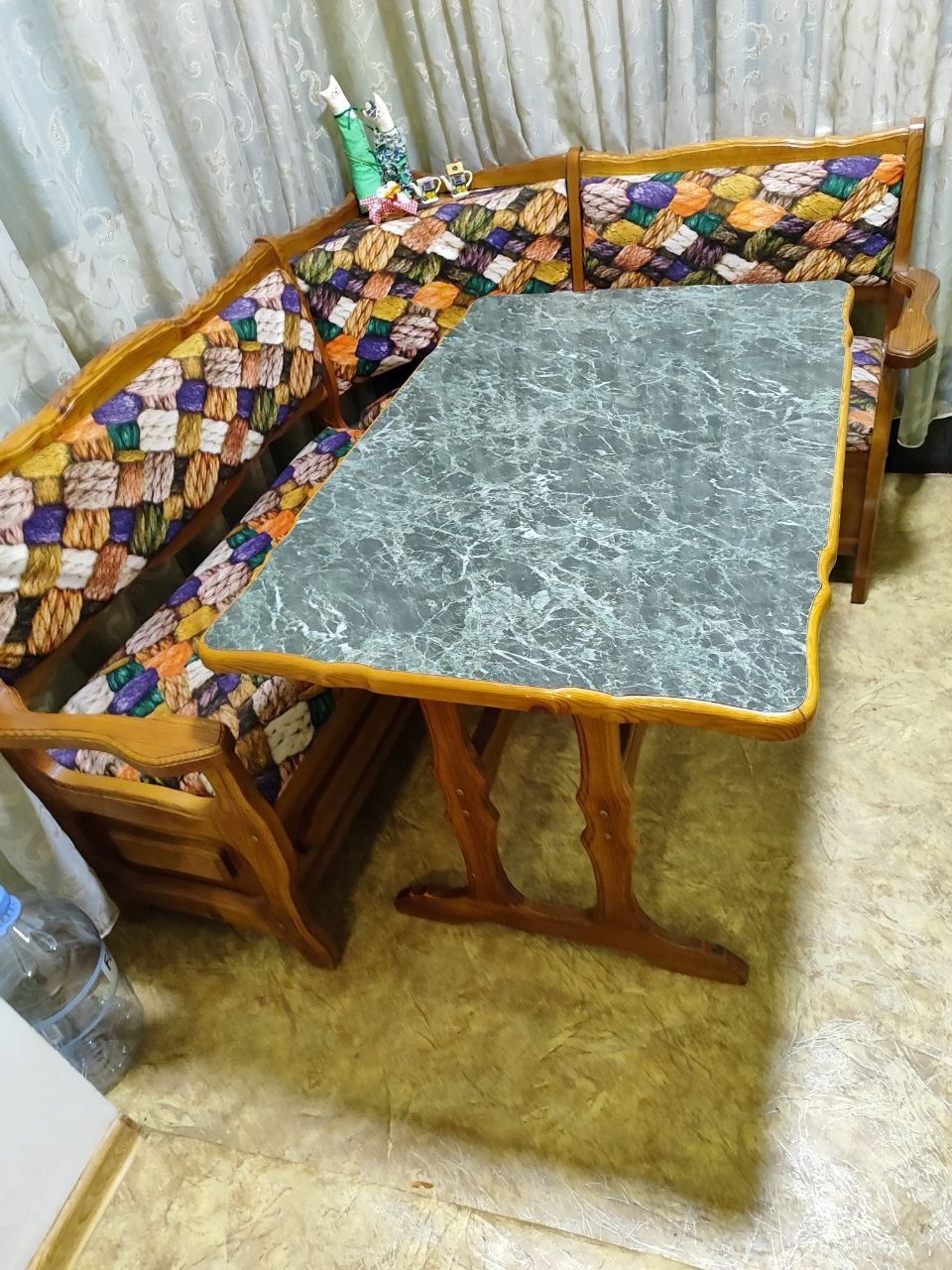 Продаётся кухонная мебель