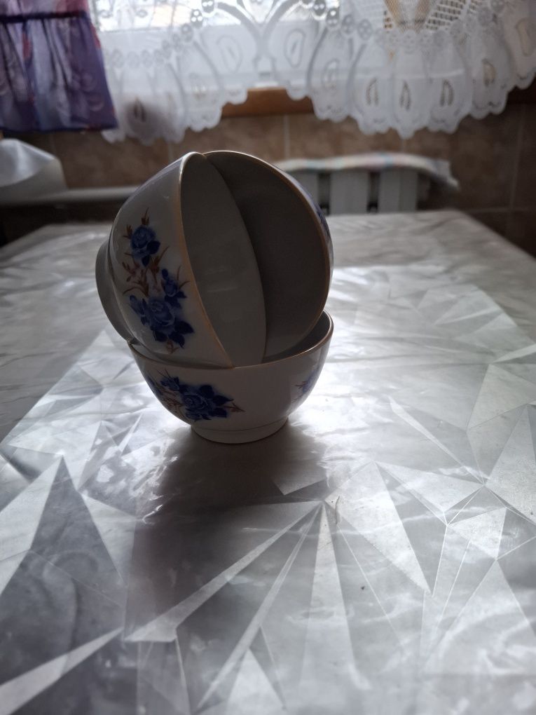 Продам пиала среднего размера