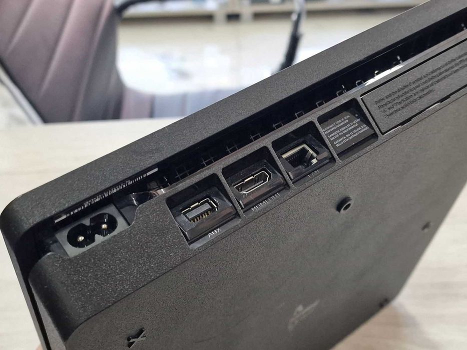 Sony PlayStation 4 Slim Jet Black 1TB (PS4 Slim 1TB) / 6 игри