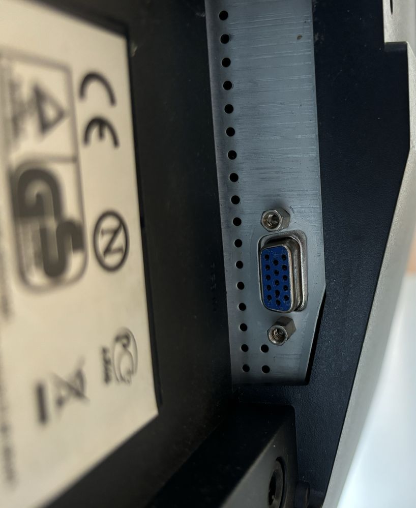 Монитор Samsung 940N
