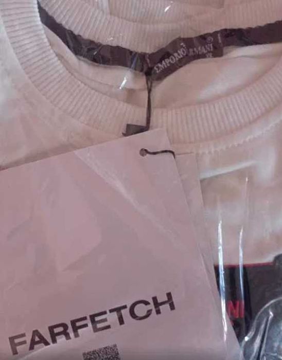 Чисто нова оригинална фланела Armani със сертификат