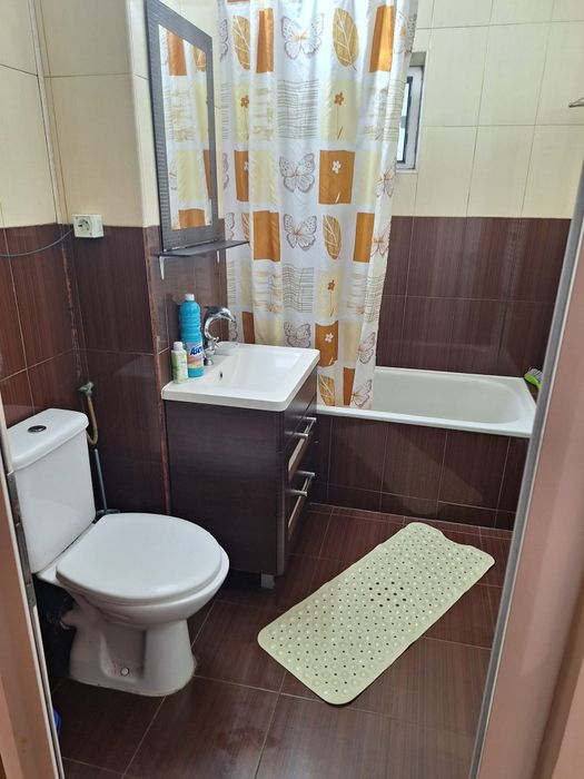 Vând apartament cu 2 camere Rovinari