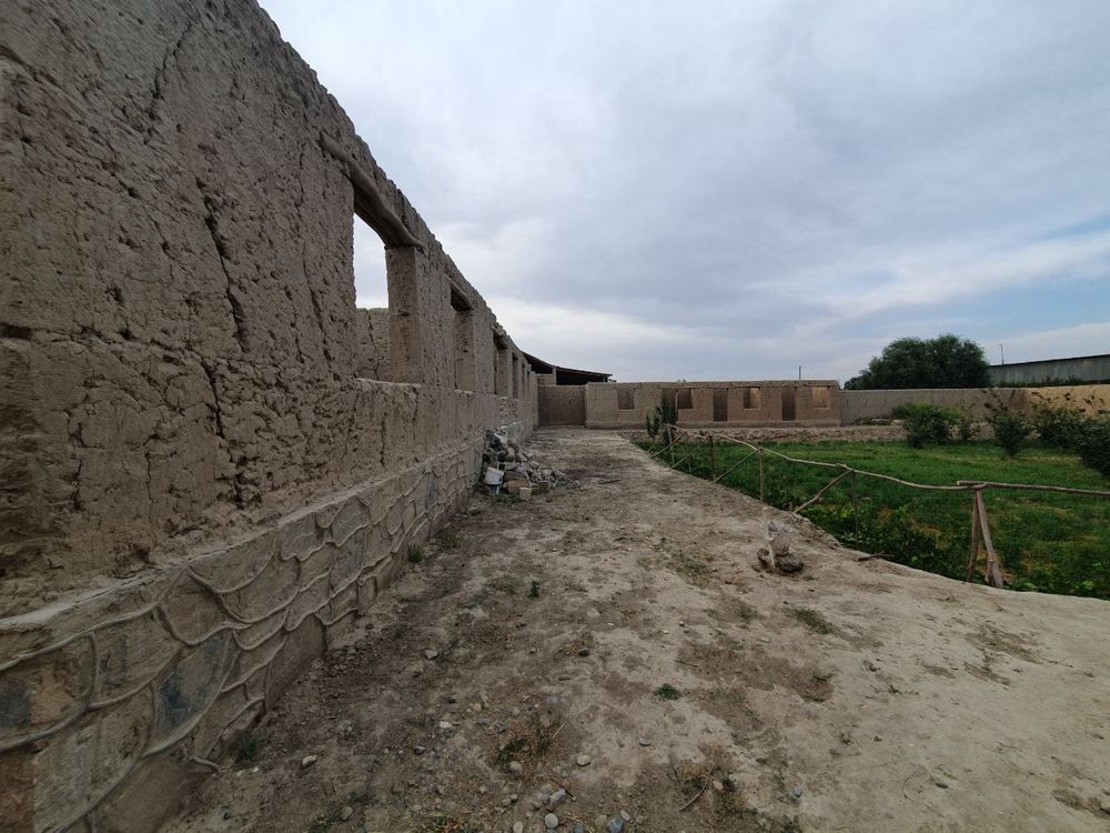 Karmana tumani, Do’rmanda hovli sotiladi