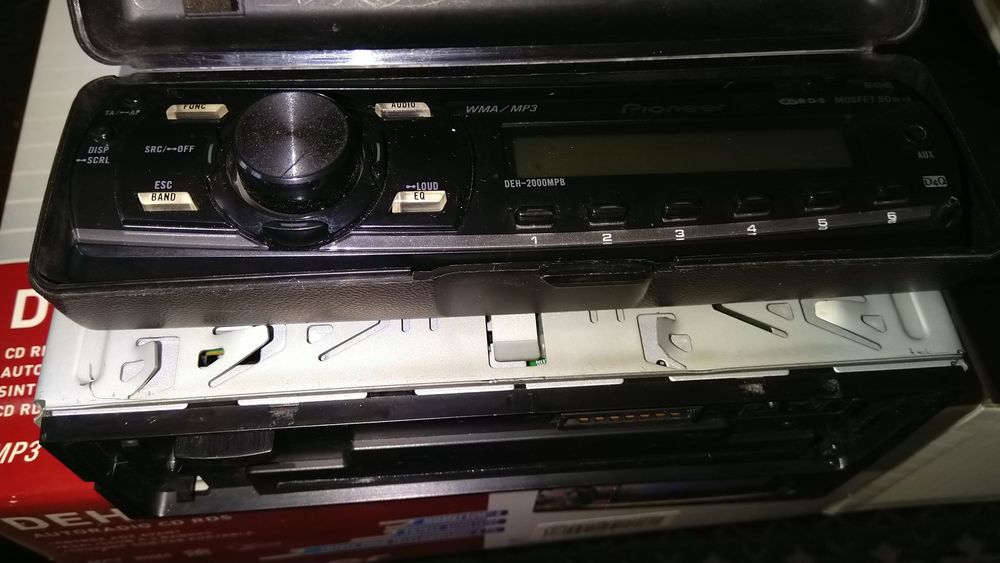 Авто CD плейър. Pioneer