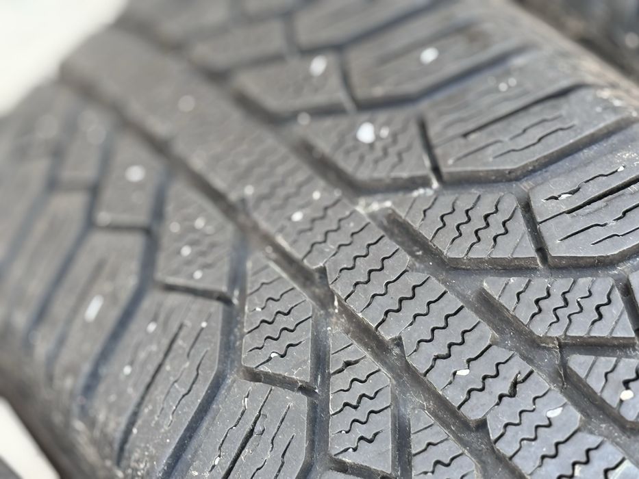 165/65/R15 SemperitMasterGrip 4бр зимни dot2619 4-5мм