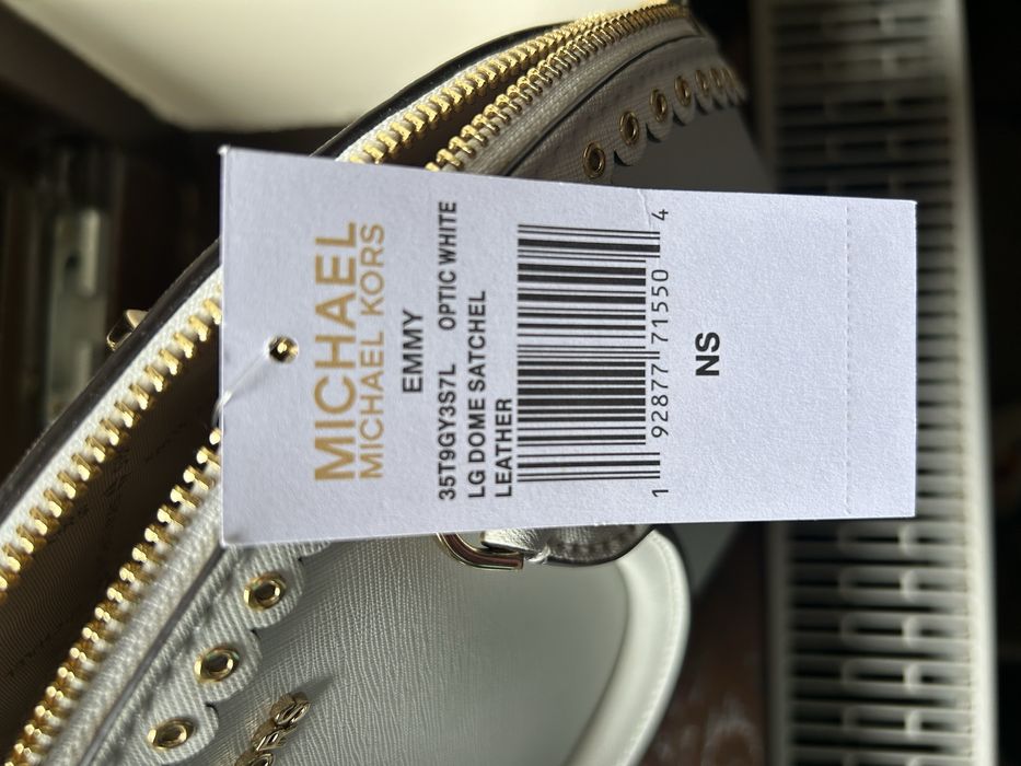 Geantă de umăr nou cu eticheta MK