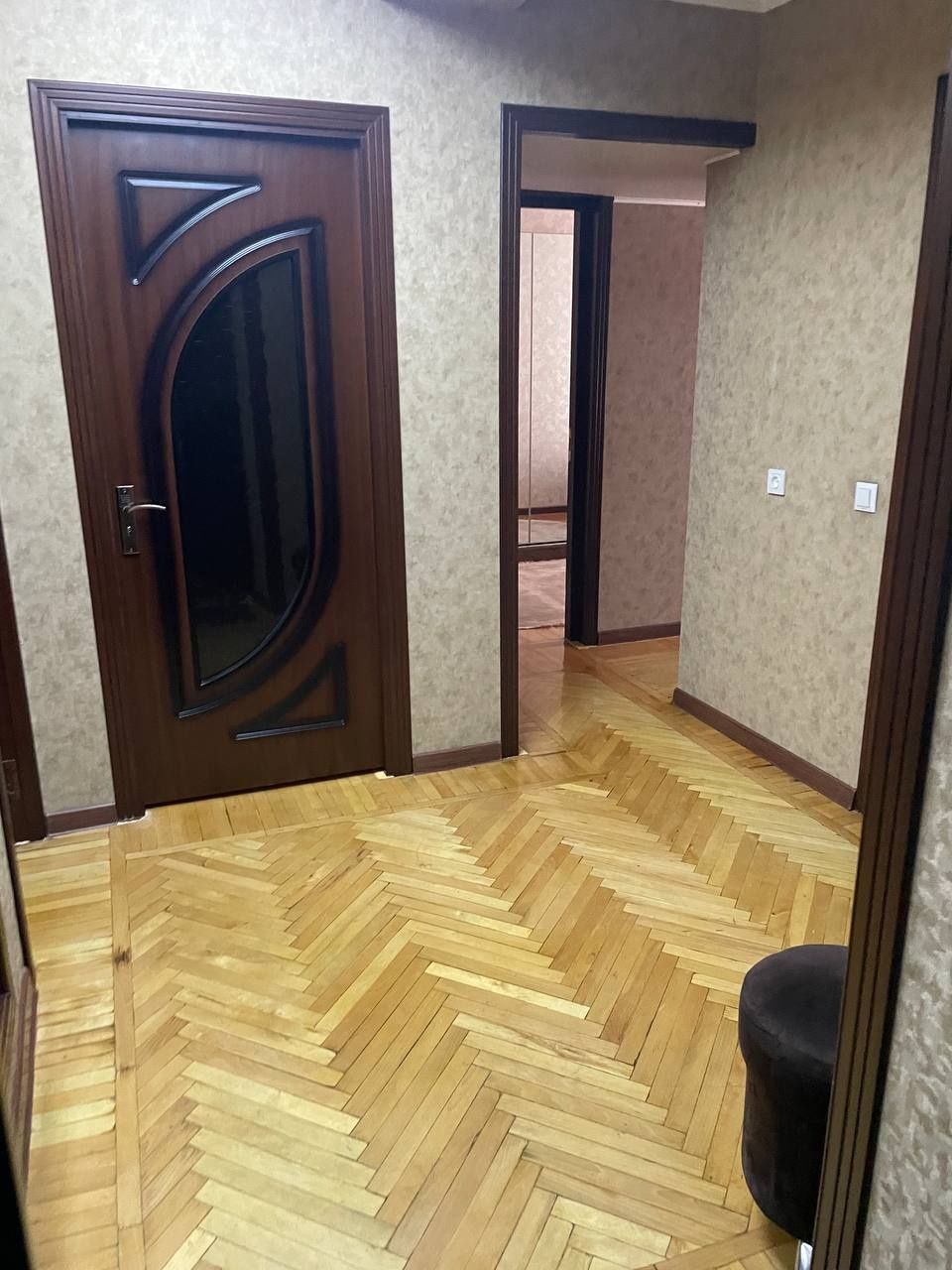 4 ком. Ойбек.  Аренда.