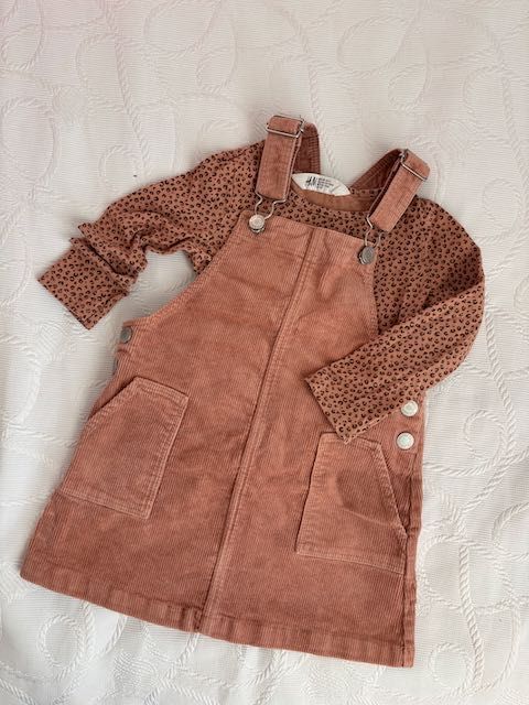 Дрешки за момиче 104 - 110 см.