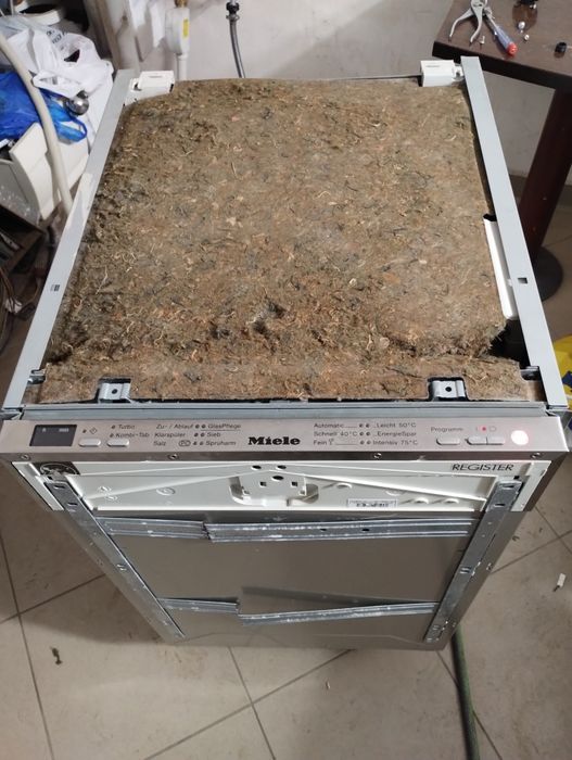 Съдомиялна Miele 45 см Пълно Вграждане