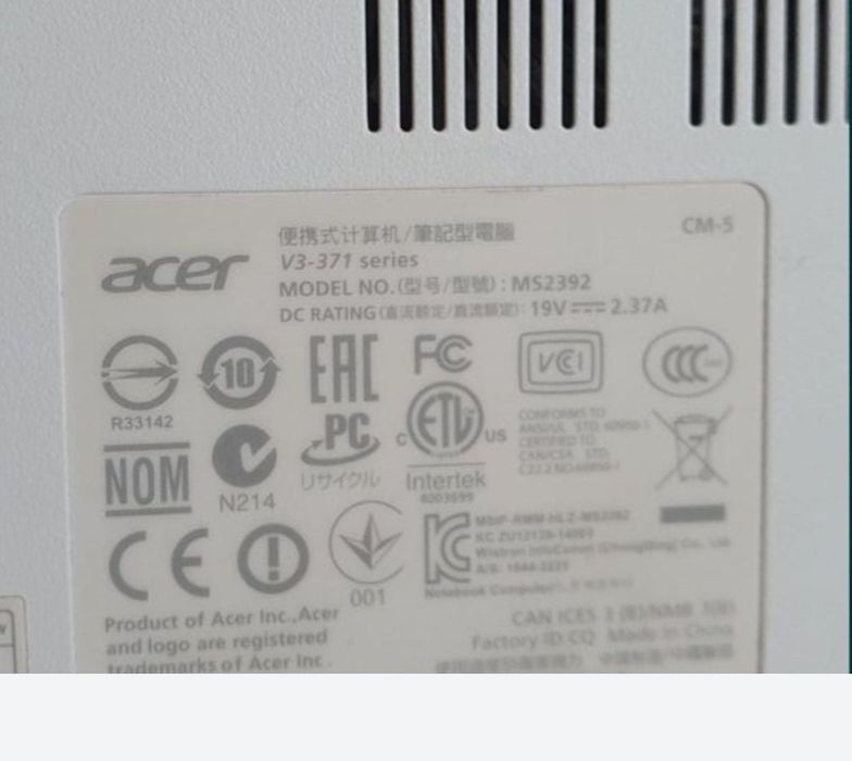 Laptop i3 perfect funcțional 14 inc