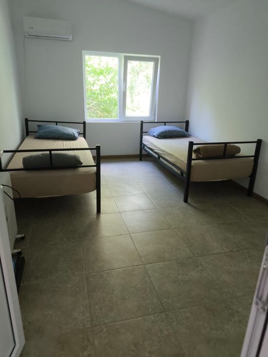 Inchiriez apartament