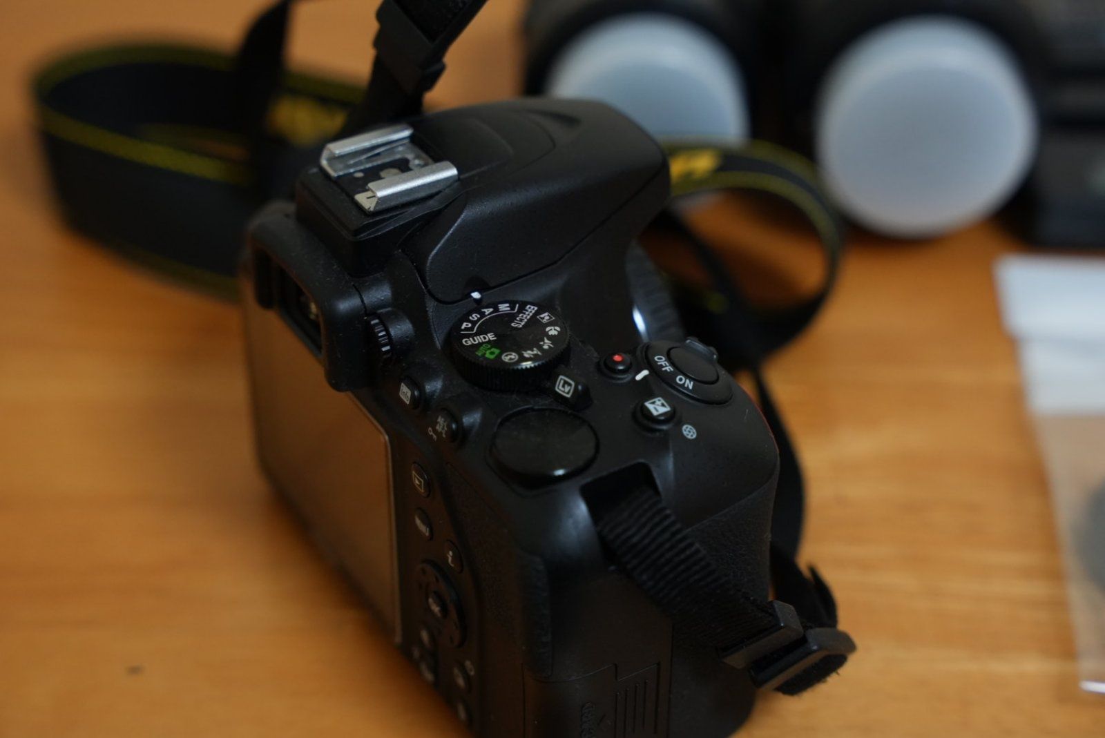 Фотоапарат Nikon D3500 с два обектива