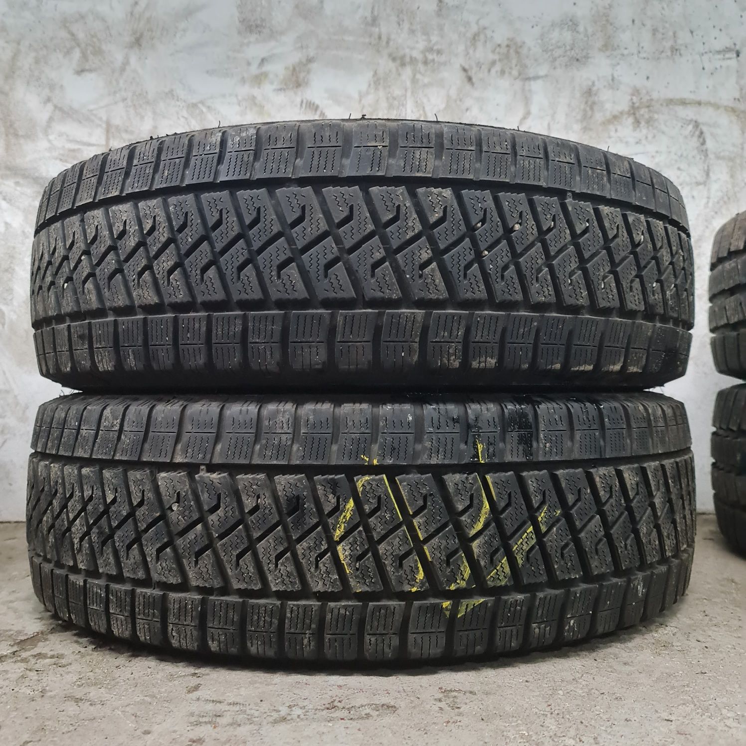 2x 205/65/16C M+S LASSA 2020 7MM Stare impecabila