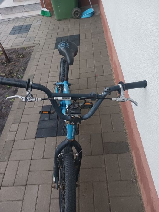 Vând bicicleta B.M.X b.twin