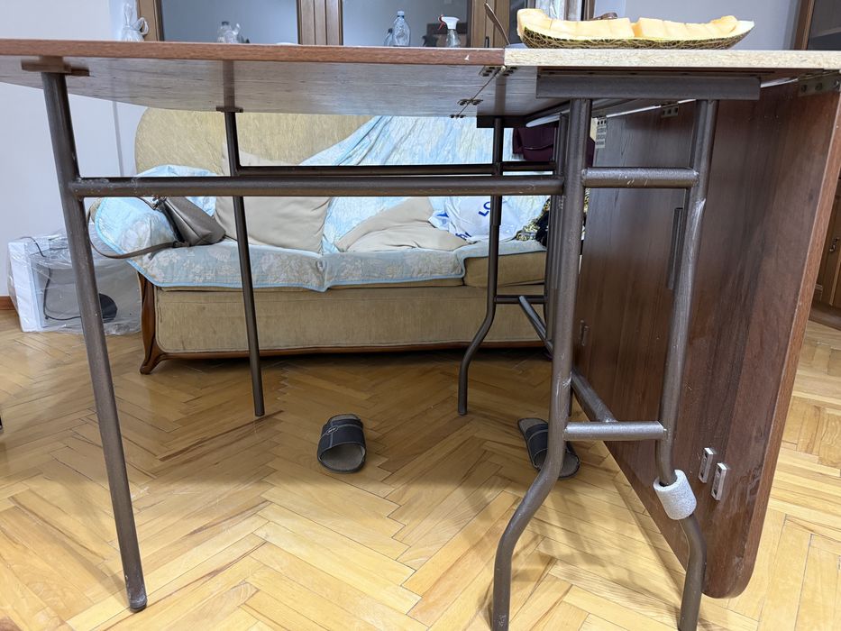 Продам стол трансформер