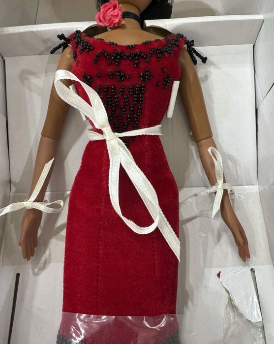 Păpușa de colecție model rar