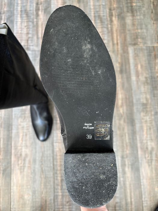 Елегантни кожени ботуши до коляното – почти нови, размер 39