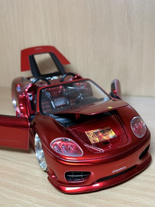 Ferrari 360 Modena Dropstars hot wheels 1/20