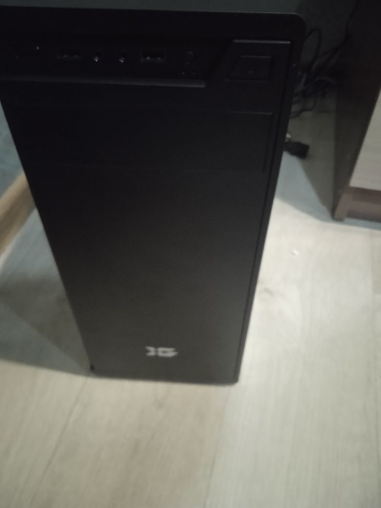 Компьютер для работы и игр