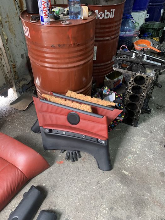 Продаваме кожен салон за бмв е93 кабриолет. Bmw e93.