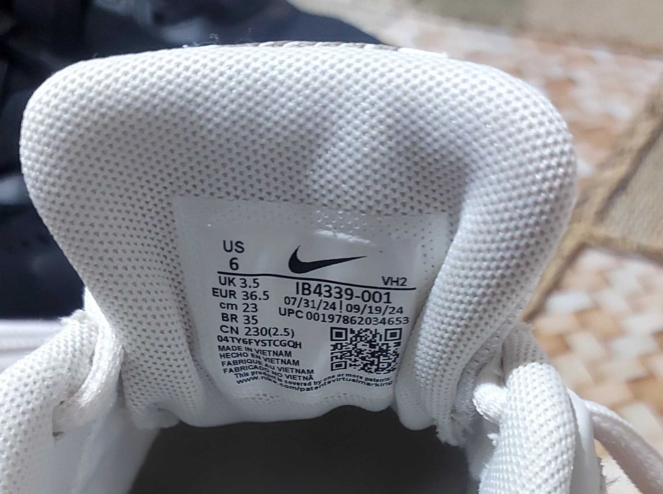 Маратонки nike,модел Initiator с мрежести зони и кожа