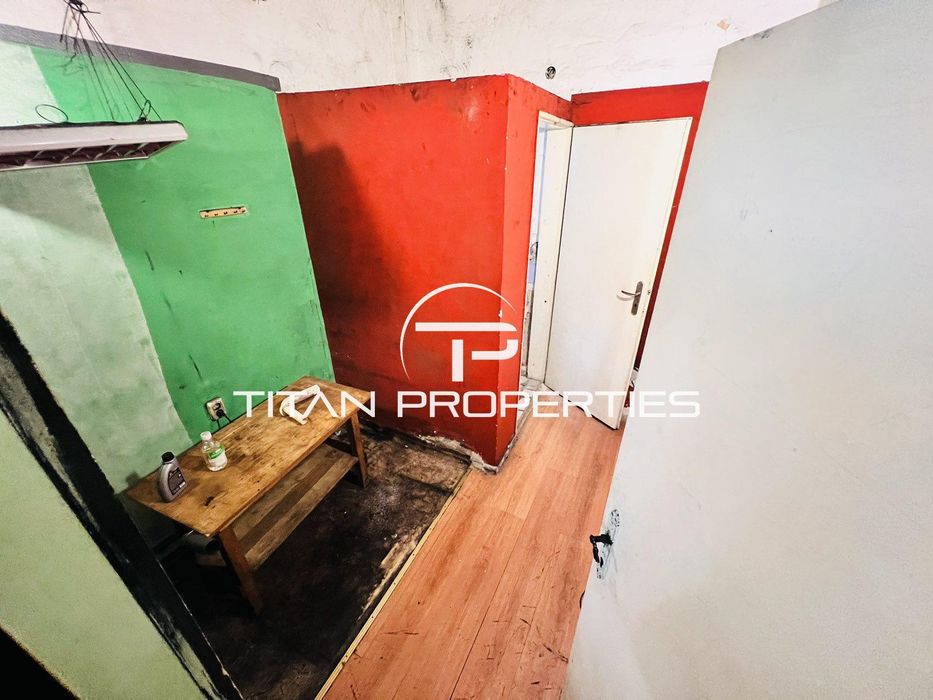 Магазин, под наем, Център