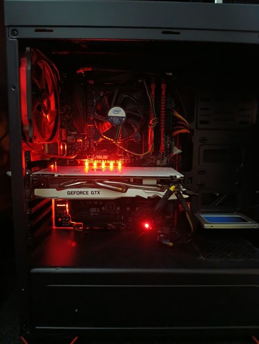 PC Gaming și Monitor Acer