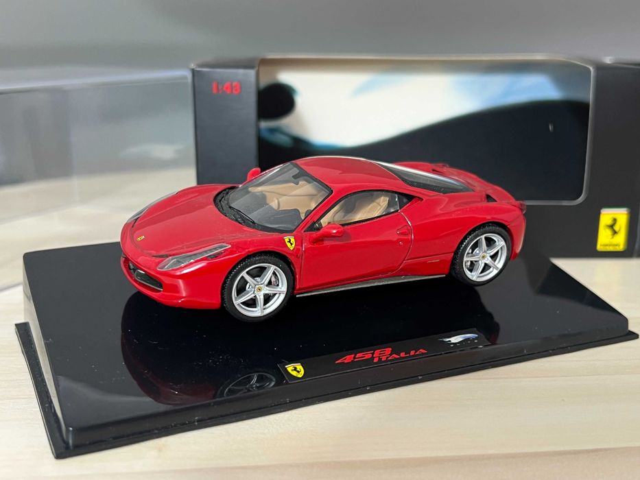 Macheta 1/43 Hotwheels Elite Ferrari 458 Italia
