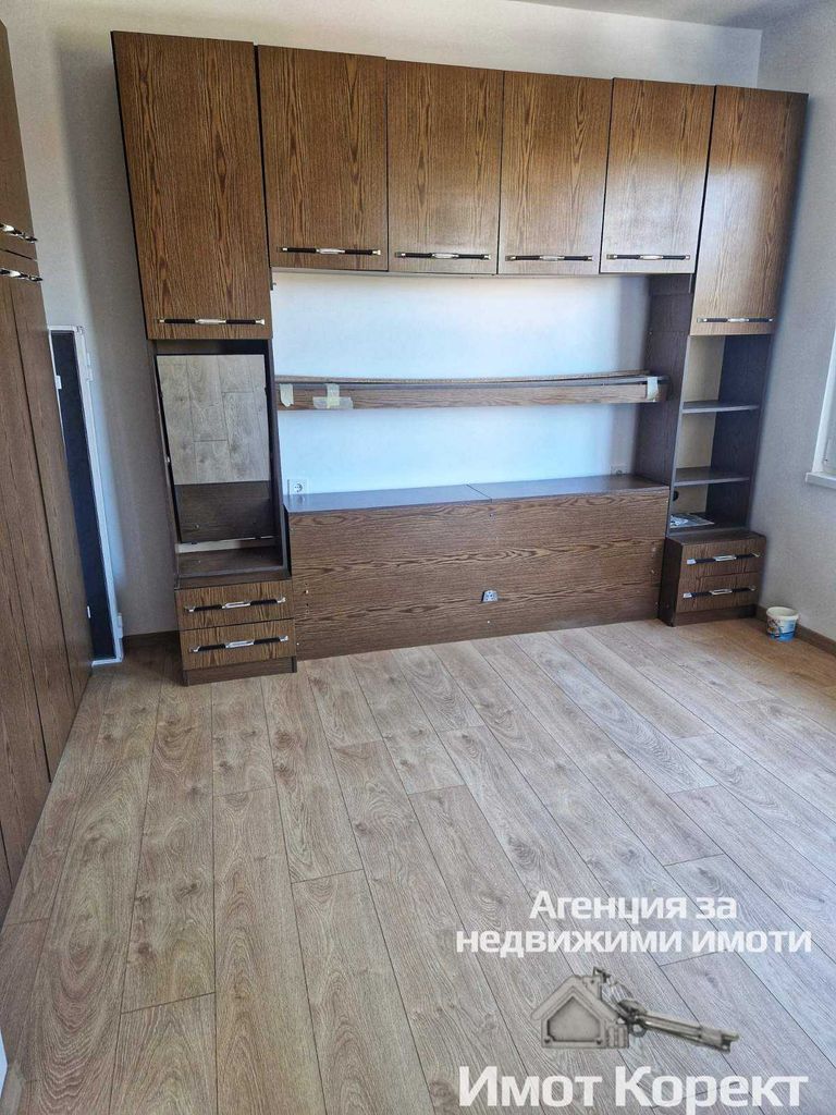 Продава се Четиристаен апартамент в Асеновград - 97 кв.м за 1547 €/кв.м - Снимка #4