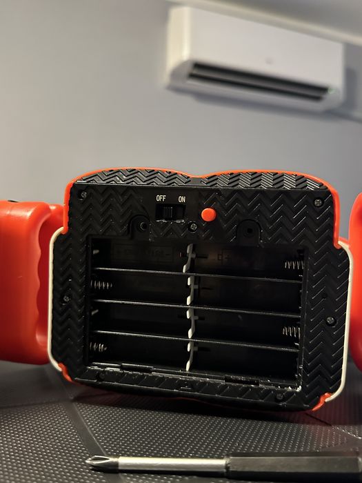 Интерактивен робот boombot с кутия