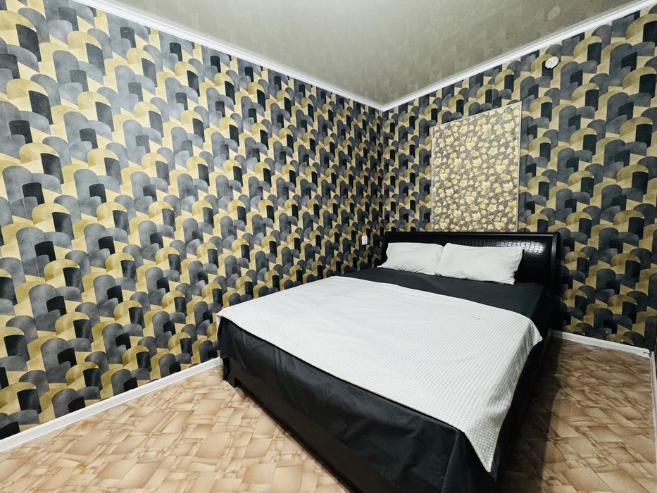 2комн квартира Нива Центр Медакадемия посуточно