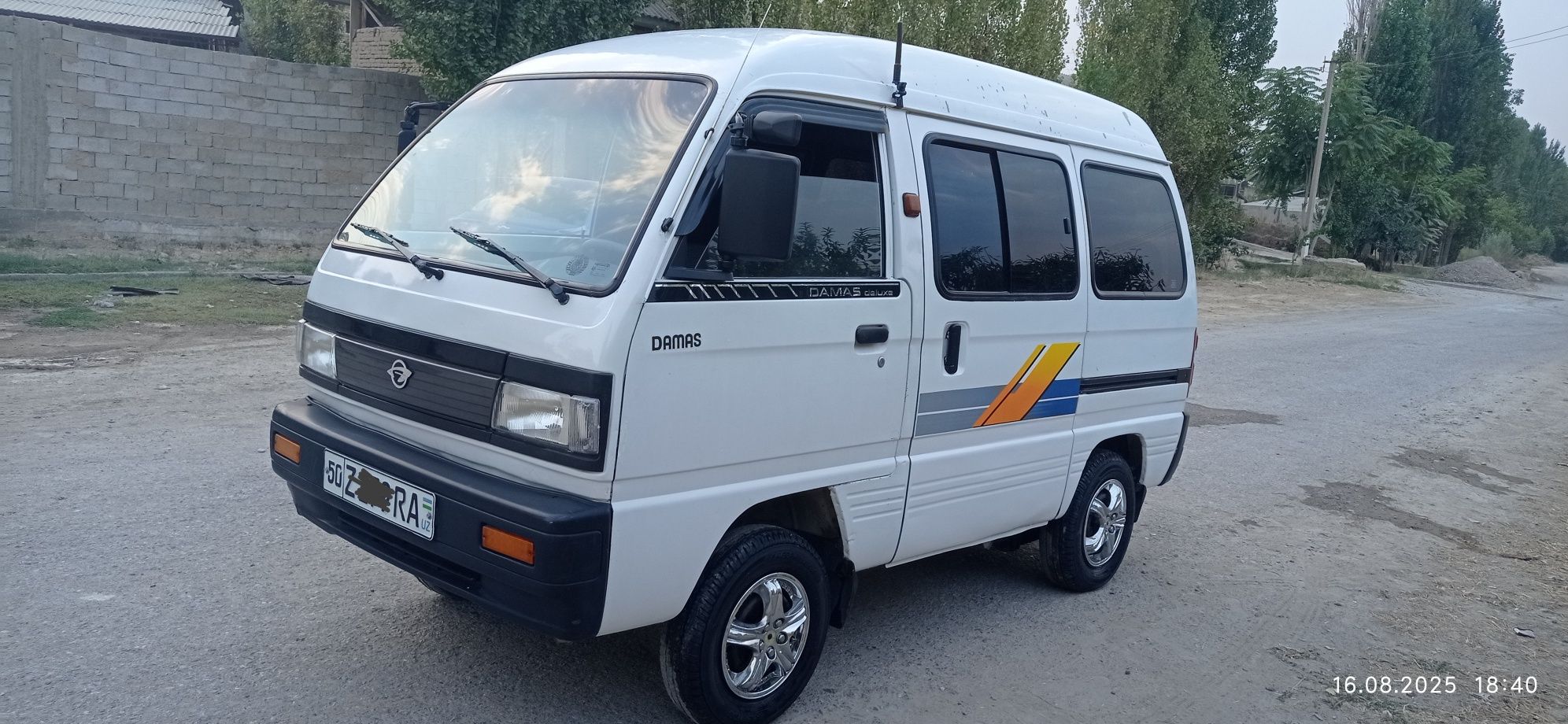 Damas sotiladi yili 2000