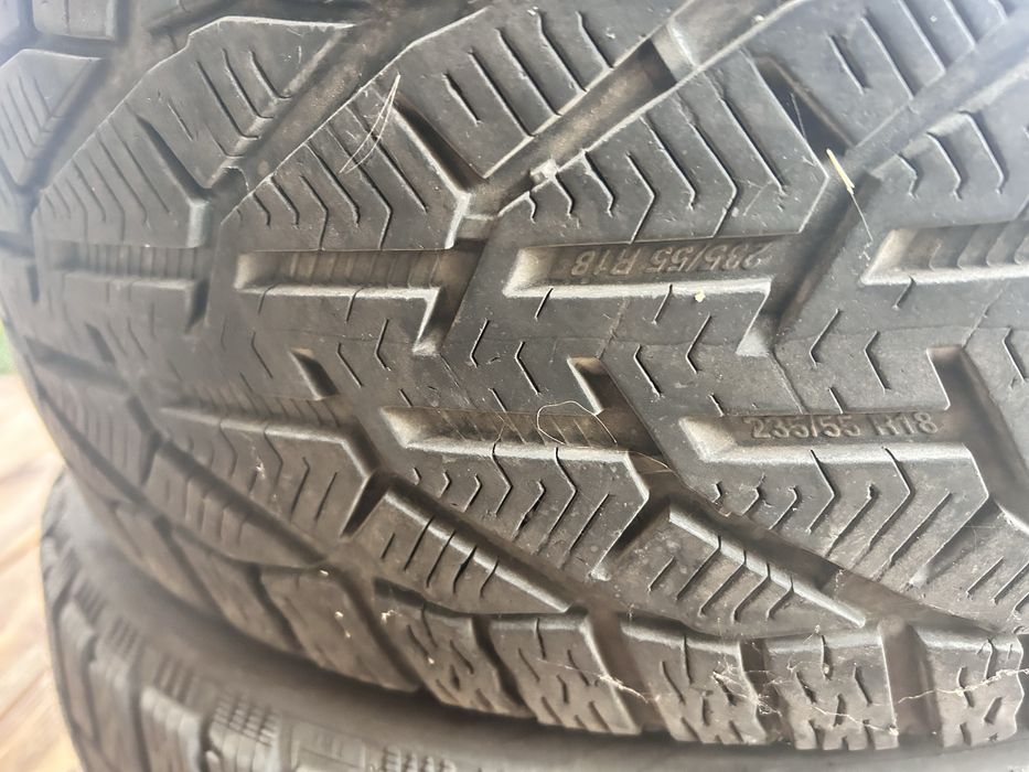 Vand 4 Tigar 235/55/18 anvelope in stare foarte buna
