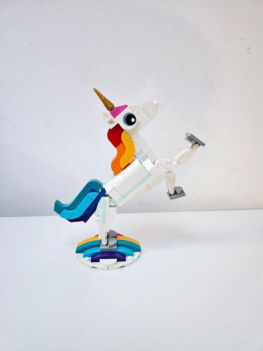 Lego Creator 31140 - Magical Unicorn (2023)