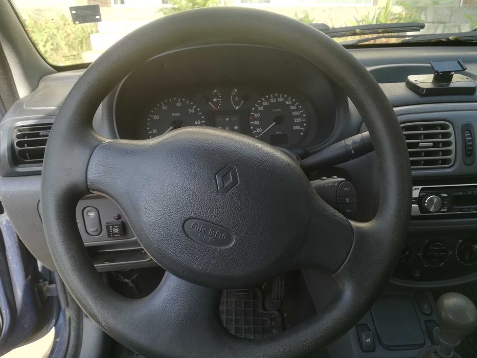 лек автомобил РЕНО СИМБОЛ