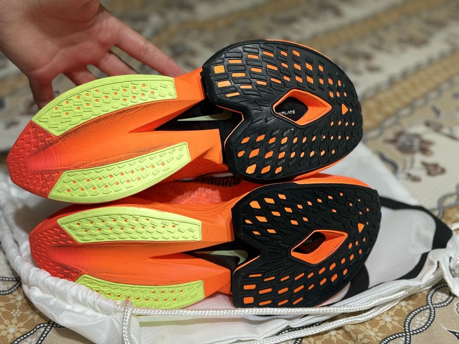 Vand NIKE Air Zoom Alphafly 2 350 Ron