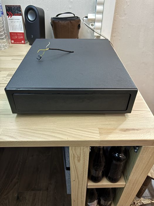 Сейф каса за пари