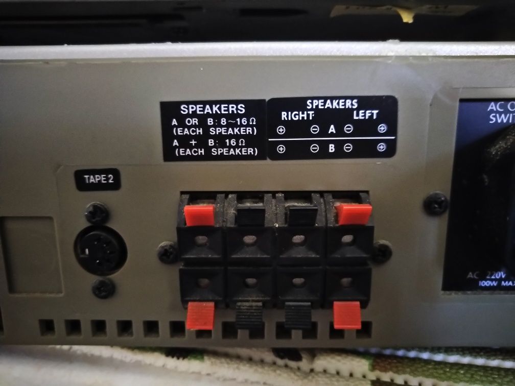 Amplificator Mitsubishi da-u12 și tuner Mitsubishi da-f12