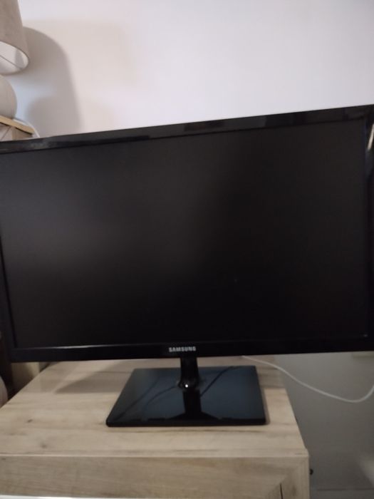 Vând monitor Samsung