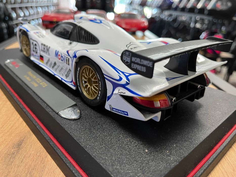 Чисто нов MAISTO метален колекционерски модел PORSCHE 911 GT1 1 LeMans