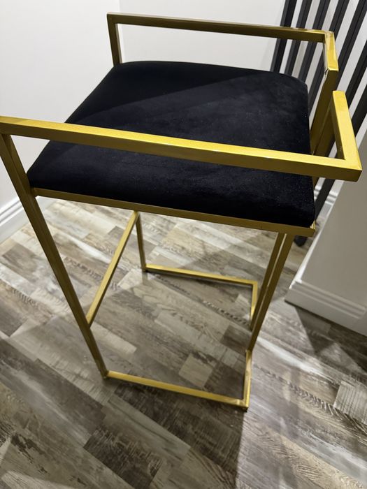 Insula tip bar + scaun bar