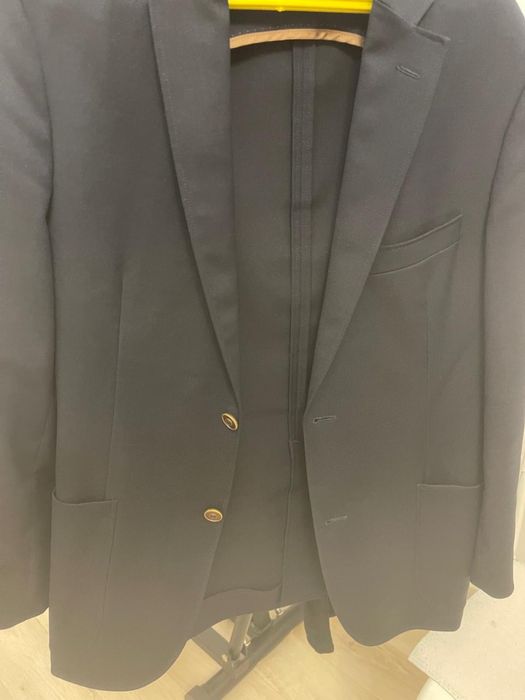 Костюм в отличном состоянии