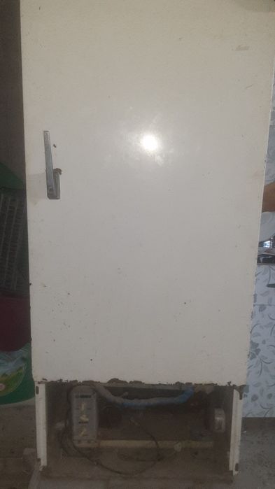 Xolodelnik  sotiladi xolati zòr