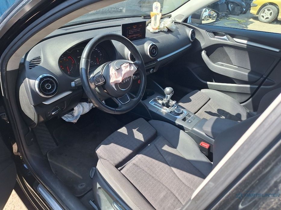 Dezmembrez AUDI A3 Sportback 8VA, 8VF 2013 1.6 TDI CLHA 77KW|105HP