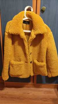Оранжево плюшено палто с джобове