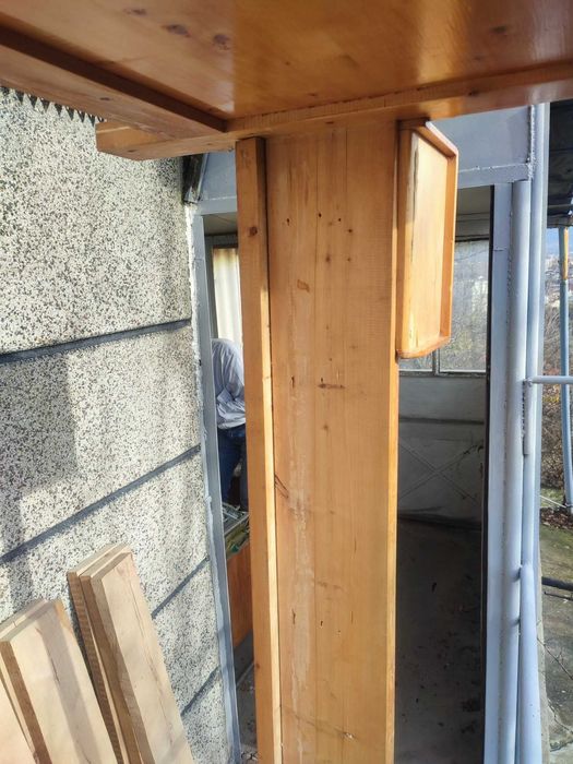 Легло от масивно дърво с размери: 110/185см