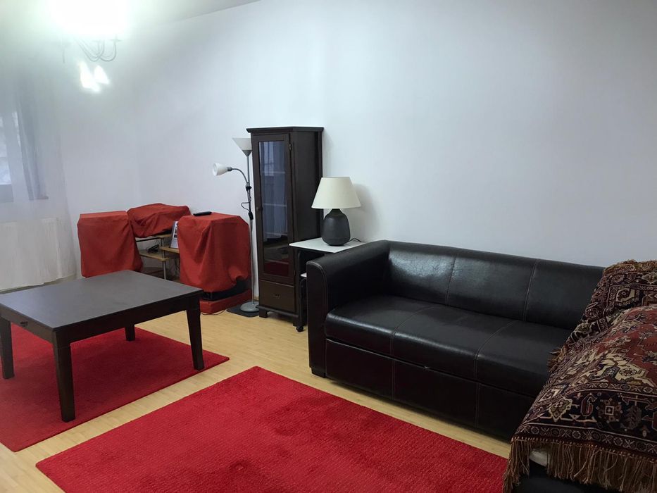 Garsoniera de inchiriat in Sinaia!