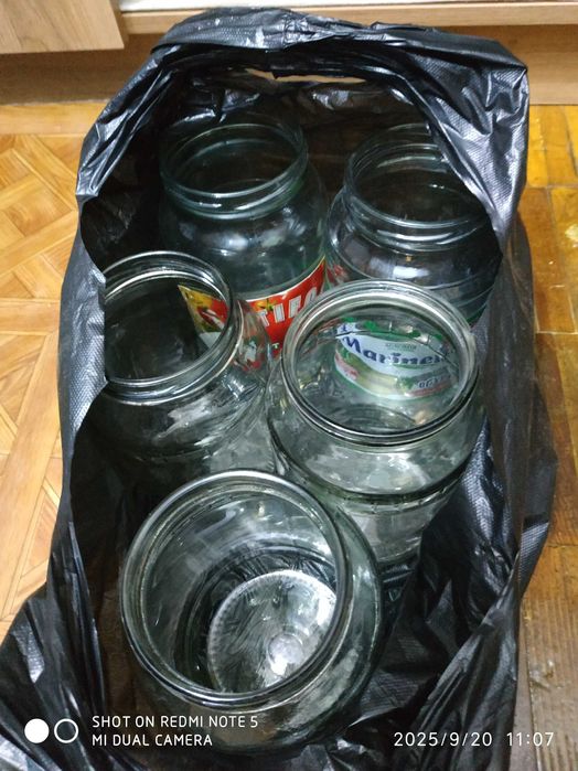Продам стеклянные банки 1л б/у
